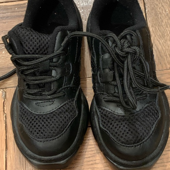 girls black hip hop shoes